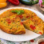 Frittata di verdure senza uova: la ricetta leggera da fare in padella, forno o friggitrice ad aria